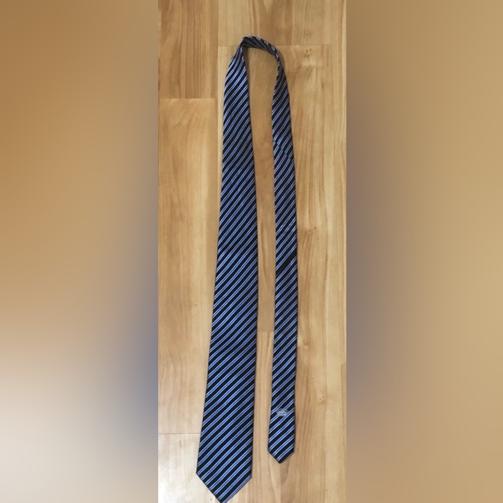 Tommy Hilfiger Navy and Light Blue Diagonal Stripe Tie
